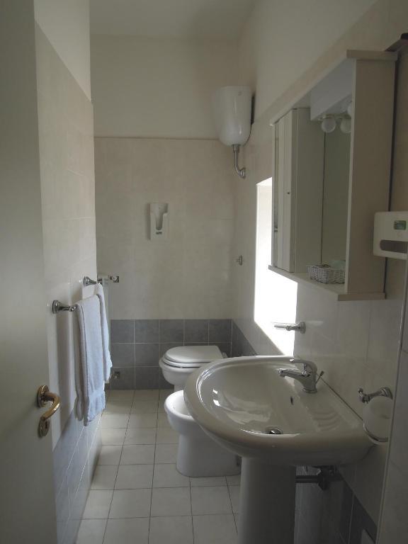 Hotel Sant'Agostino باولا الغرفة الصورة